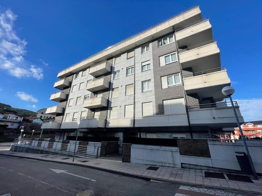 Apartamento Centro Con Garaje Кастро-Урдиалес Екстериор снимка